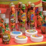 Kit de lembrancinhas decoradas com o tema da festa